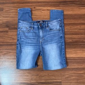 Hollister skinny jeans